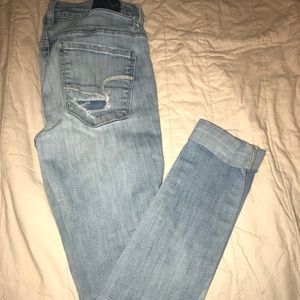(🏄🏻‍♀️) AEO super stretch jeans